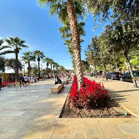 Сasa de vacaciones Seaview 30 Seconds To High Street & Ferry, 2x Double En-suite Bedrooms, Modern Whole Traditional Townhouse, Kitchen, Living Area, & Roof Terrace